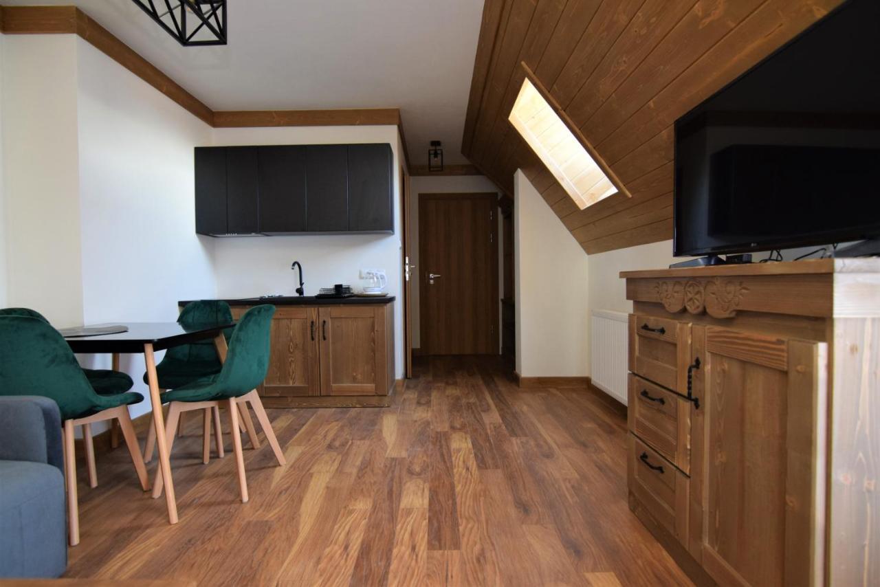 Apartamenty Regle บุโควินา ทัตซานสกา ภายนอก รูปภาพ
