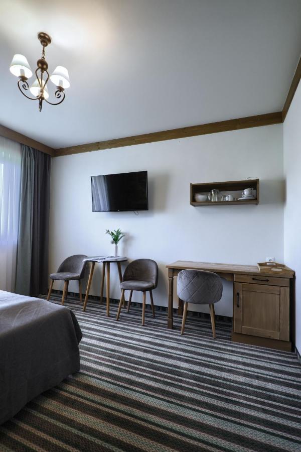 Apartamenty Regle บุโควินา ทัตซานสกา ภายนอก รูปภาพ