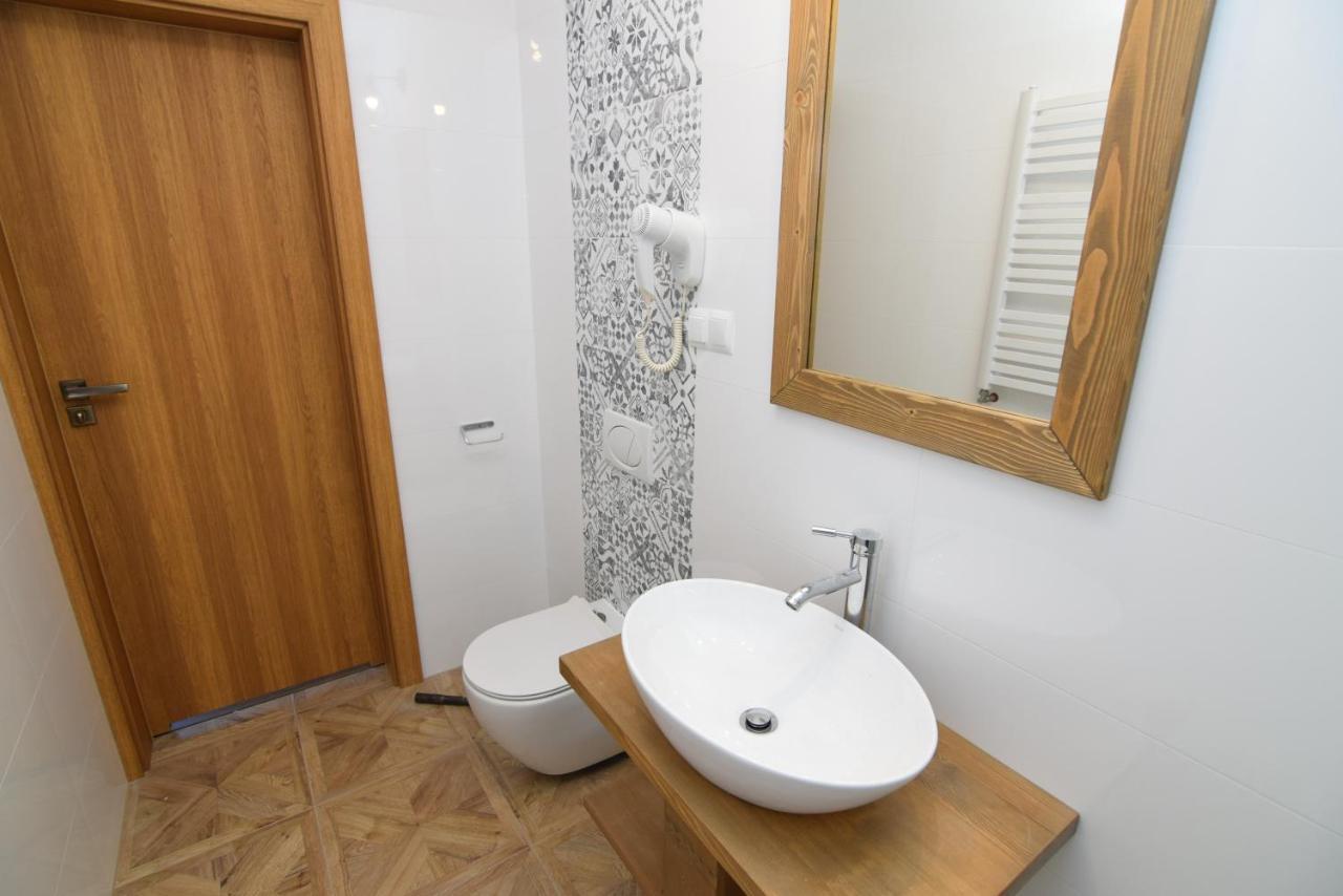Apartamenty Regle บุโควินา ทัตซานสกา ภายนอก รูปภาพ